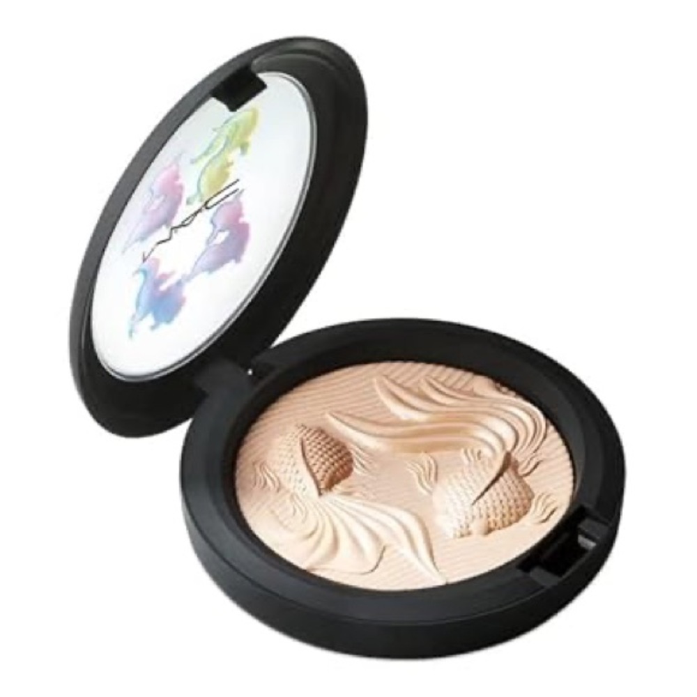 MAC Lunar New Year Extra Dimension Skinfinish Highlighter- Double Gleam Goldfish